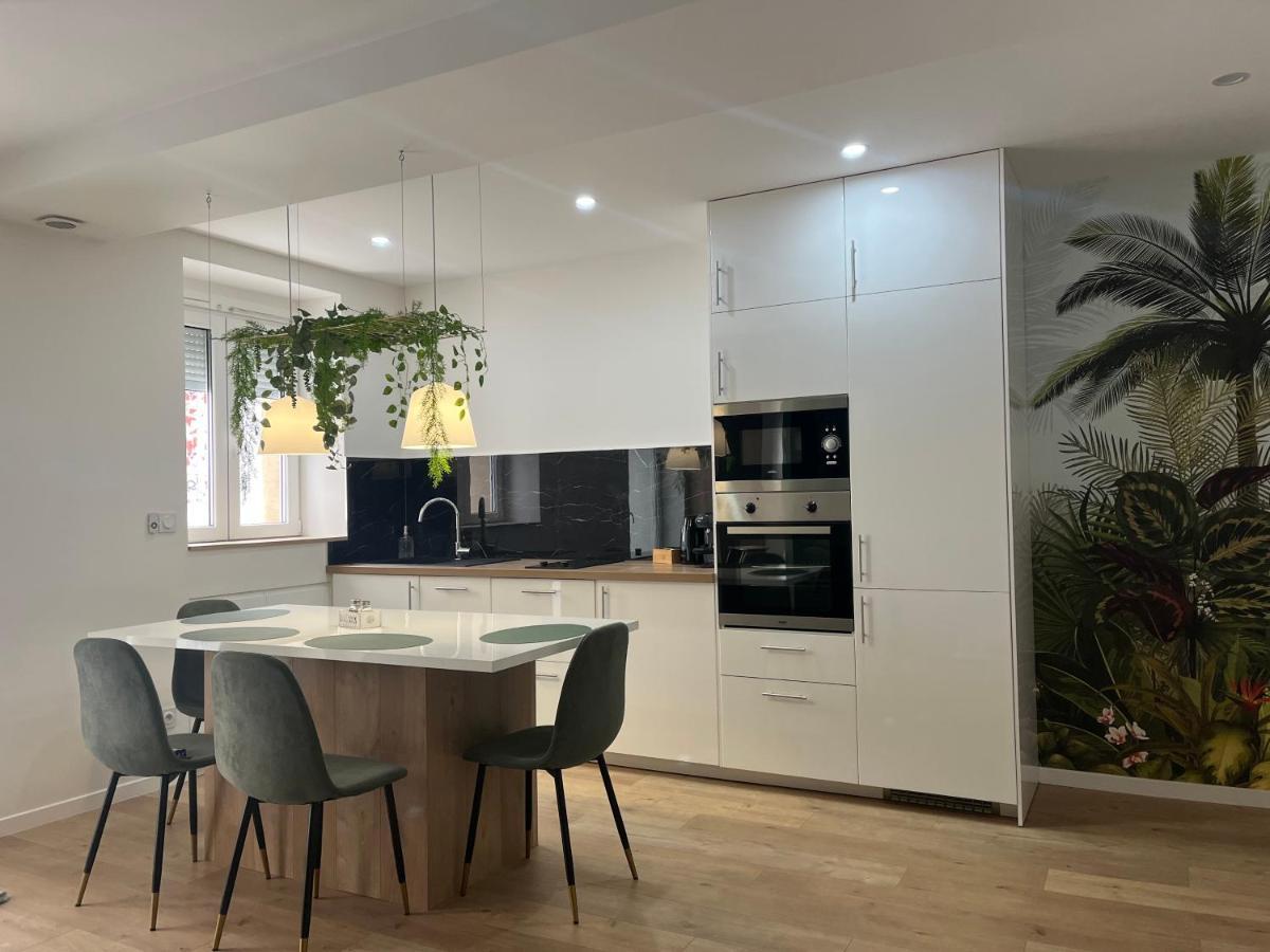 Appartement Luxe Jaune Saint-Etienne  Ngoại thất bức ảnh