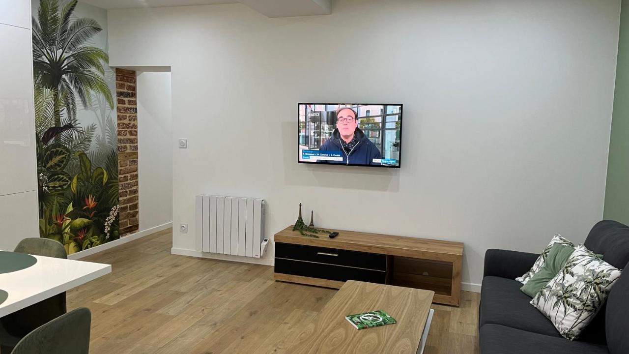 Appartement Luxe Jaune Saint-Etienne  Ngoại thất bức ảnh