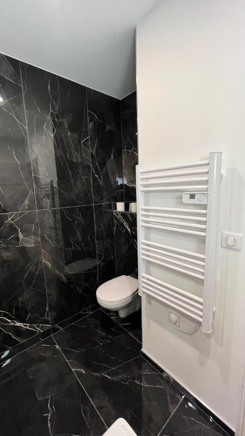 Appartement Luxe Jaune Saint-Etienne  Ngoại thất bức ảnh