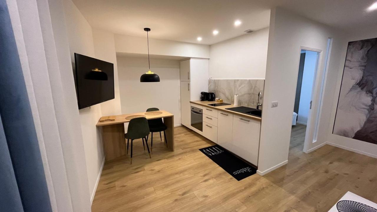 Appartement Luxe Jaune Saint-Etienne  Ngoại thất bức ảnh